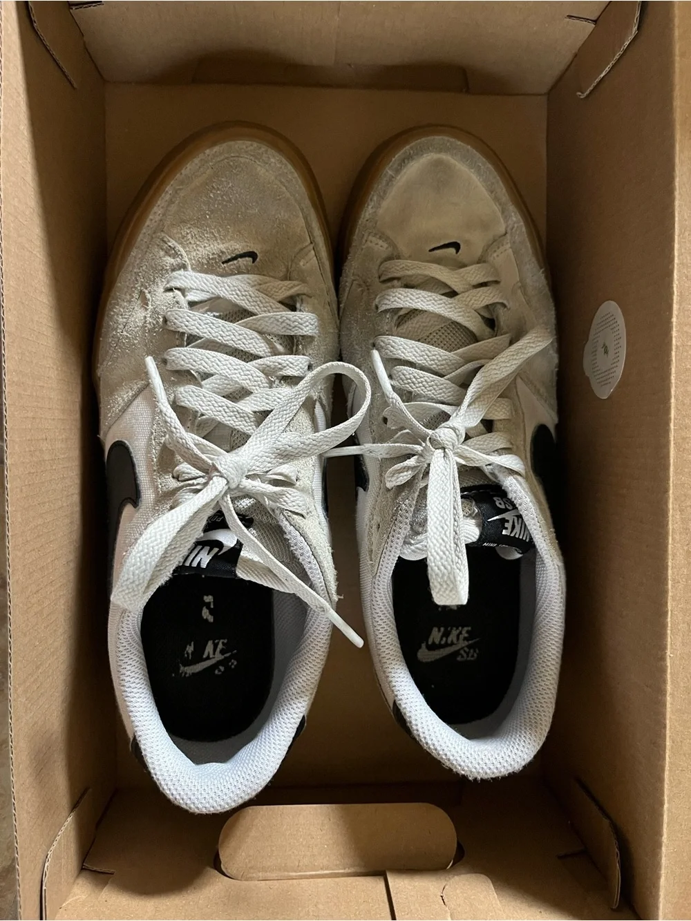 Nike sb pogo plus sneakers size 6.5 women’s